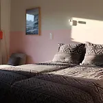 Les Lits De Nohaipre Bed & Breakfast Rendeux