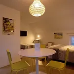 Les Lits De Nohaipre Bed & Breakfast